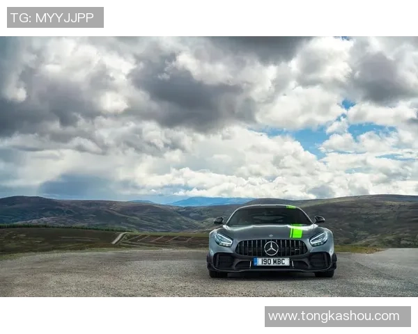 车载屏幕挂件足球明星系列让你的爱车更具个性魅力 车载屏幕挂件足球明星系列让你的爱车更具个性魅力