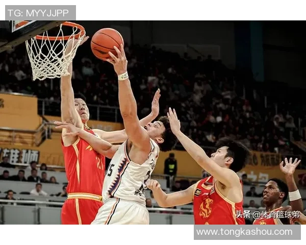 上海篮球队的崛起与挑战分析探索球队力量与未来发展潜力